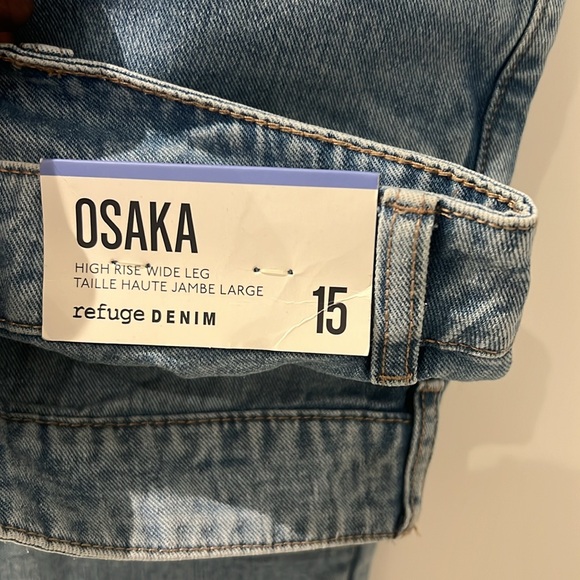 High Rise - Wide Leg Jeans - Picture 2 of 4